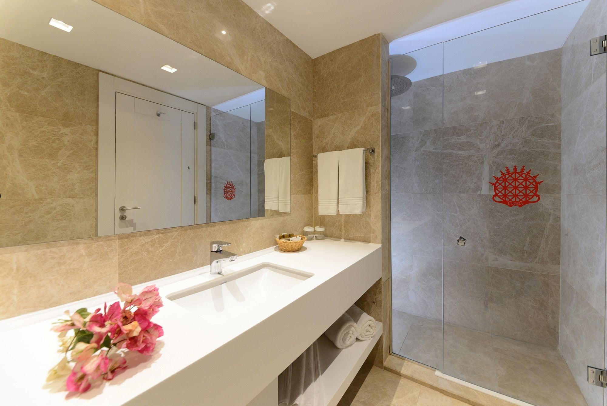 Lugga Boutique Hotel & Beach Ortakent Esterno foto