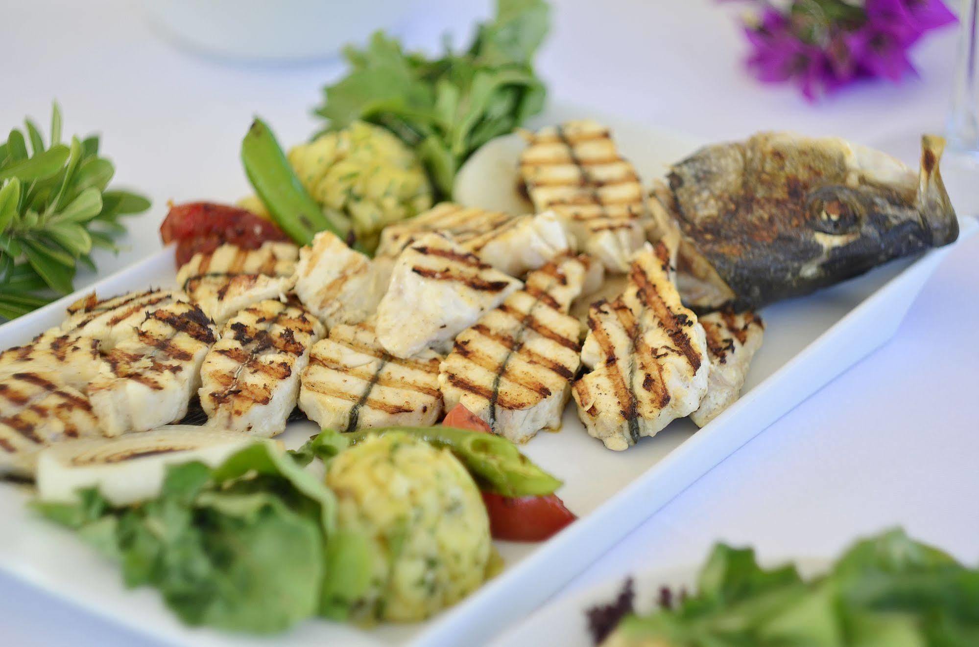 Lugga Boutique Hotel & Beach Ortakent Esterno foto
